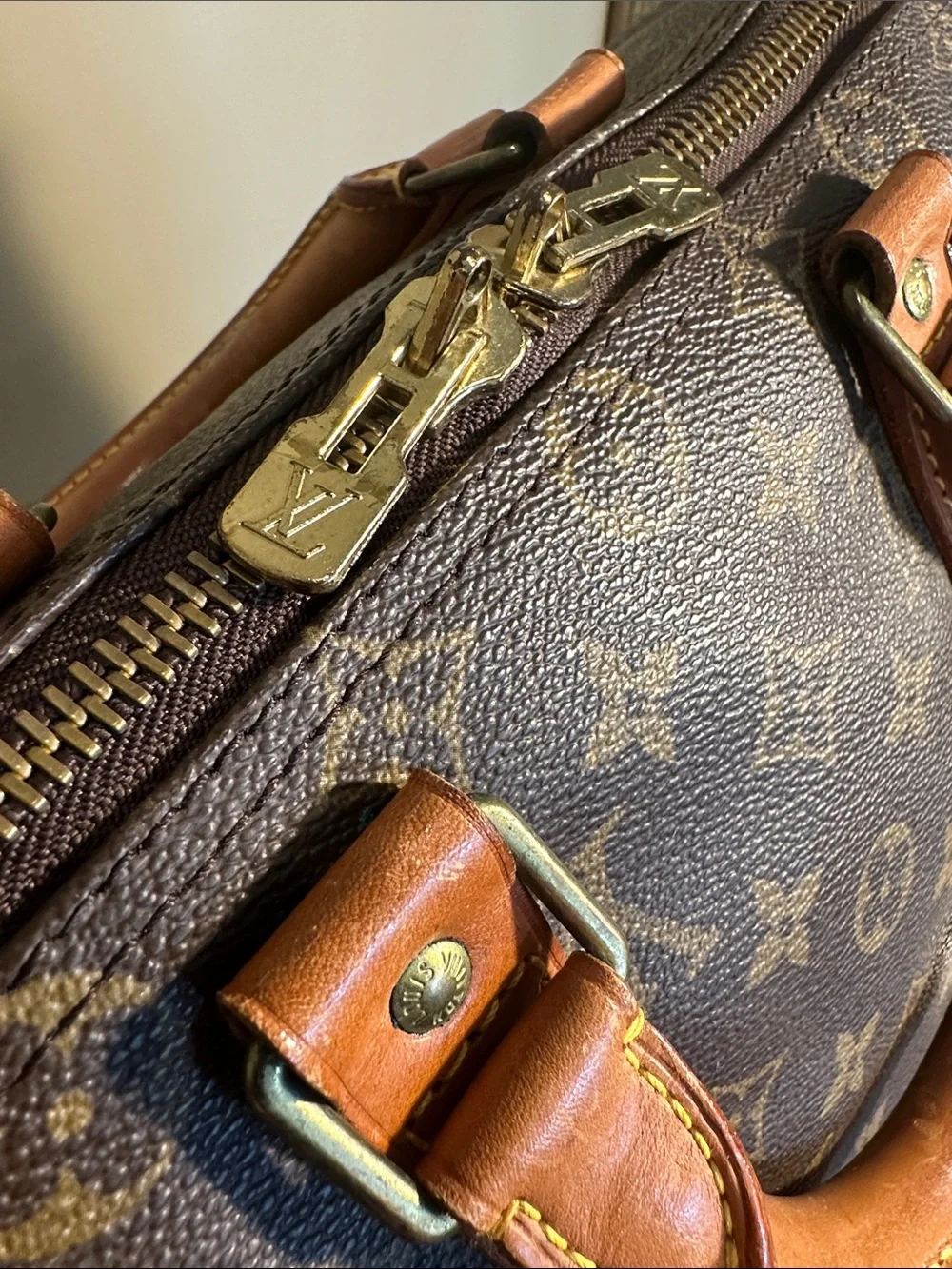 Authentic Louis Vuitton Monogram Keepall Bandouliere Duffle.